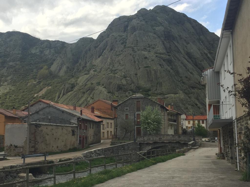 El Invernal De Picos Portilla de la Reina Exterior foto